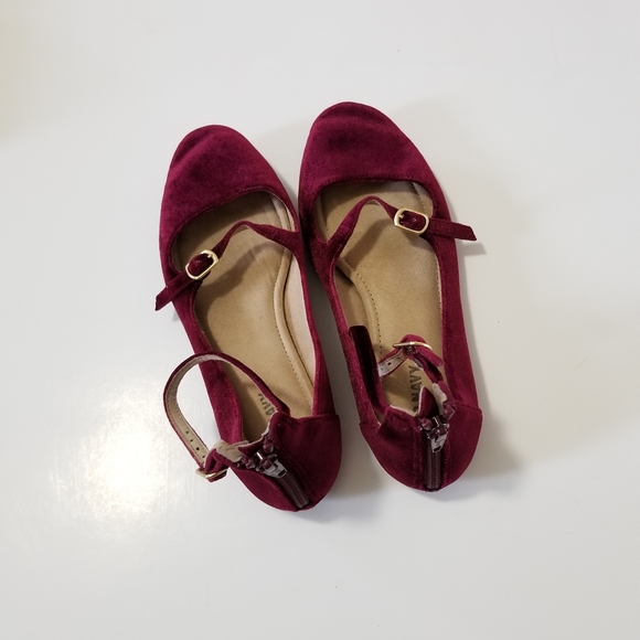 Old Navy Shoes - Old Navy Velvet Burgundy Zipper Women Flats